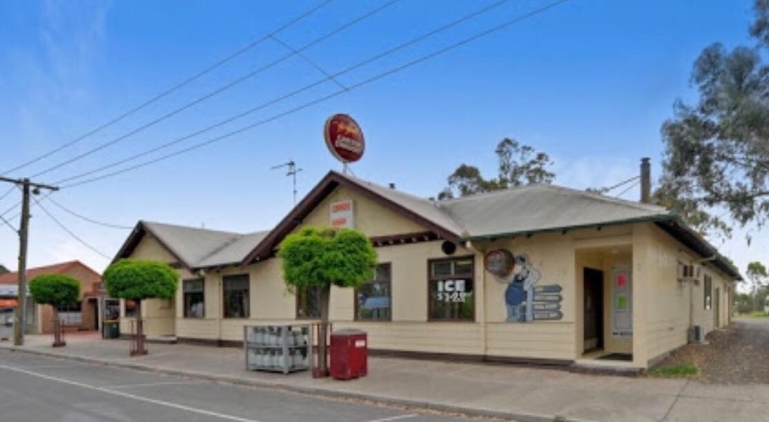 Glengarry Hotel Gippsland Plains Rail Trail